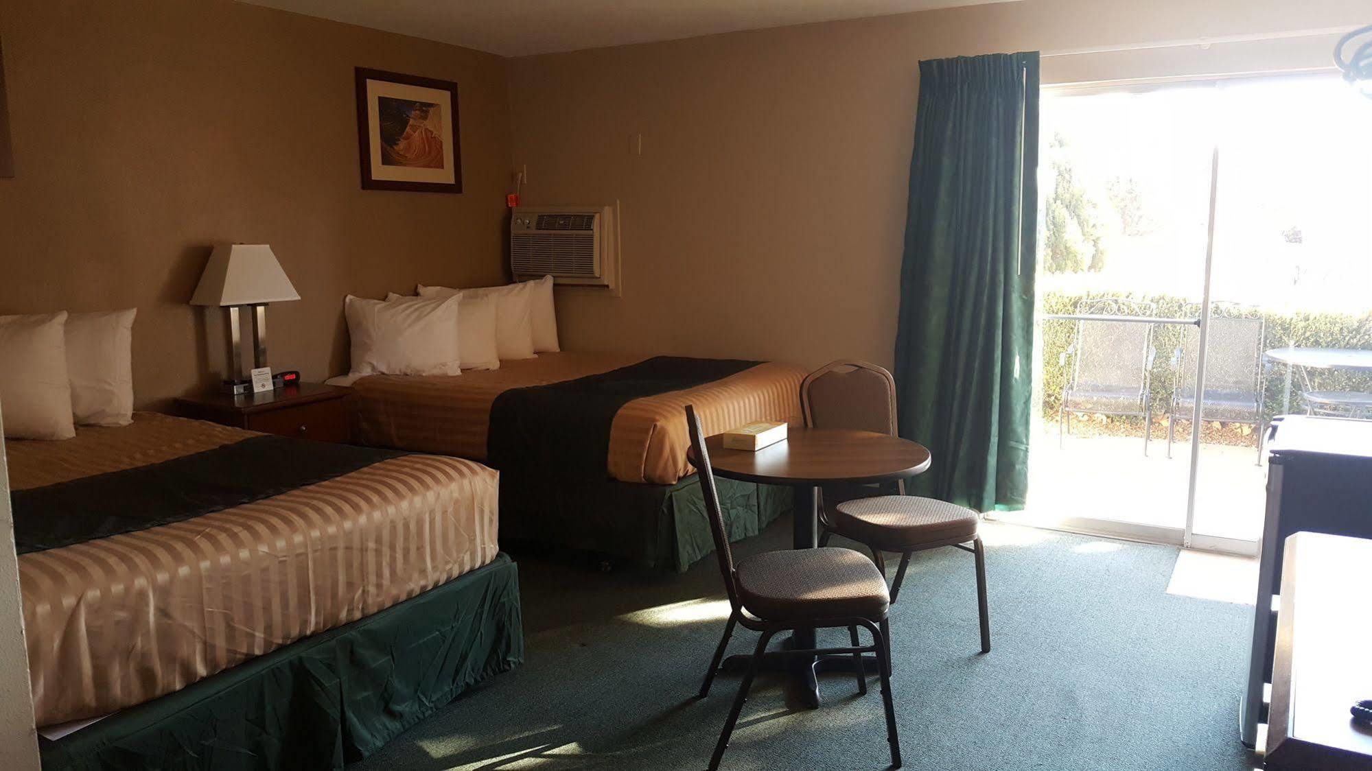 Lake Powell Canyon Inn Page Eksteriør bilde